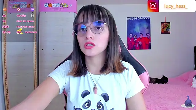 Lucyy-hess online show from February 4, 8:45 pm