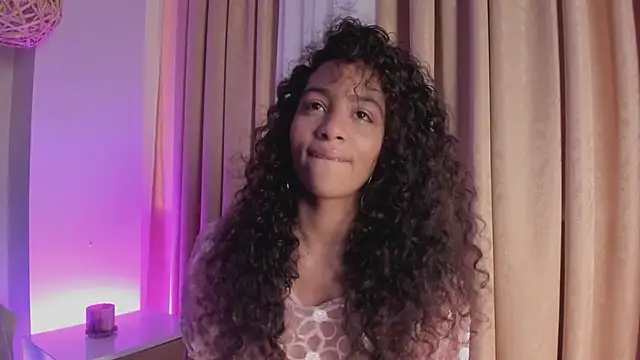 AntonellaHall  online show from April 8, 6:54 pm