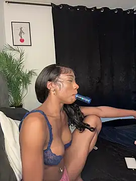 MelaniMelanin online show from May 29, 11:08 am