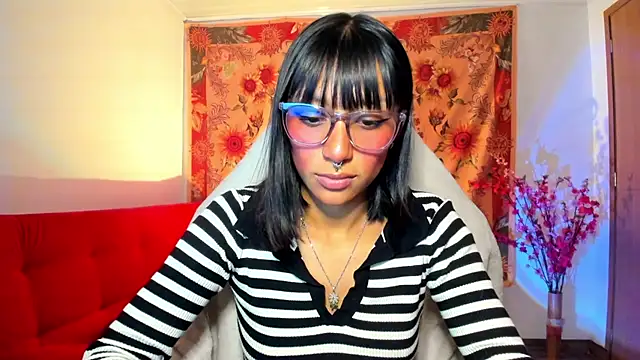 Snapshot of Demeter__ chatting on September 27, 3:47 am Demeter online show from September 27, 3:47 am