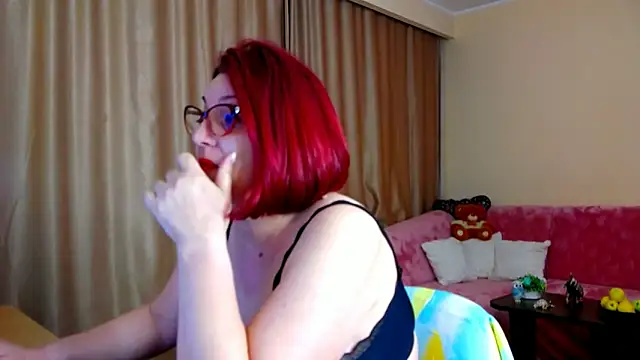 EdithCharm online show from February 11, 3:57 pm