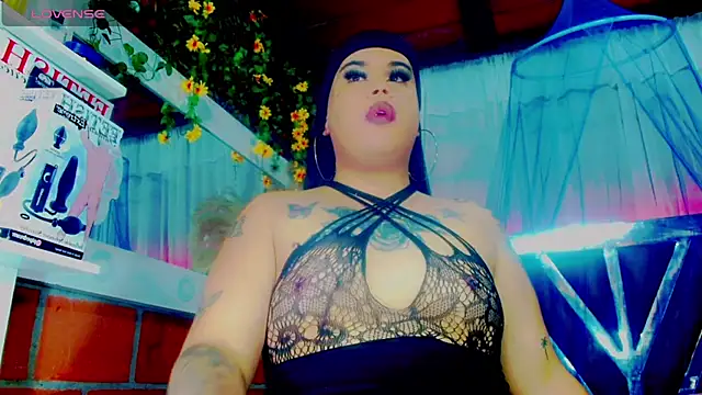 nauthyvalentina online show from May 28, 6:50 pm