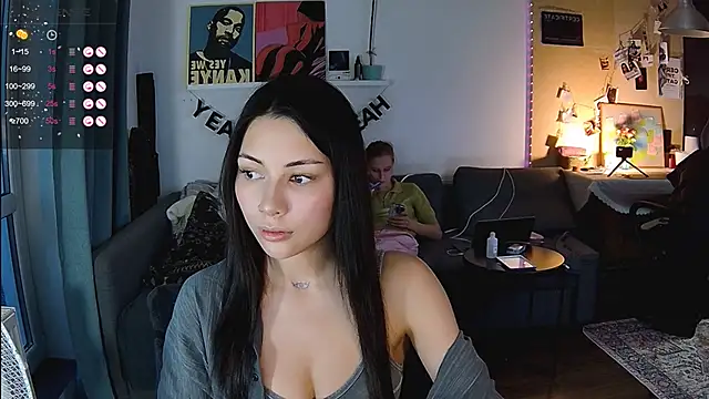 KatiKate online show from March 31, 4:51 pm