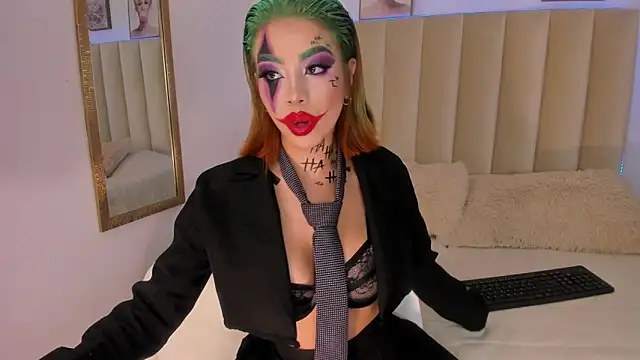 Catvalentine  online show from October 31, 1:48 pm