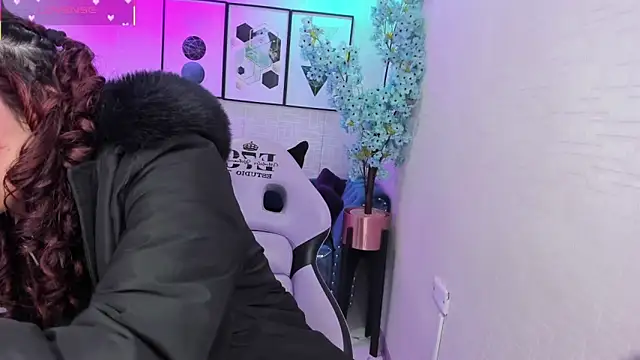 Theia moon online show from April 10, 1:17 pm