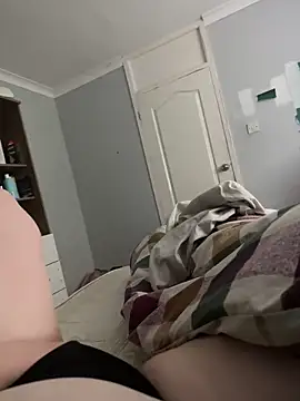 AmberTaylorXxx online show from October 3, 12:43 pm