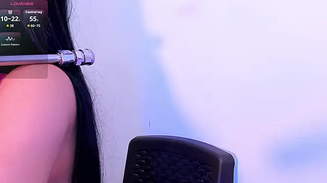 sexy mich 18 online show from February 6, 8:23 pm