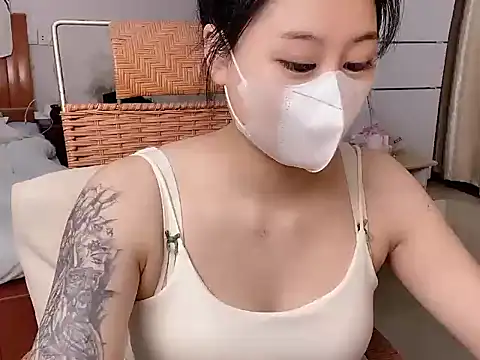 xiaoai-- online show from December 2, 10:38 am