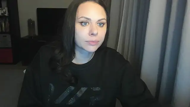 MollyCheiz online show from March 30, 11:37 pm