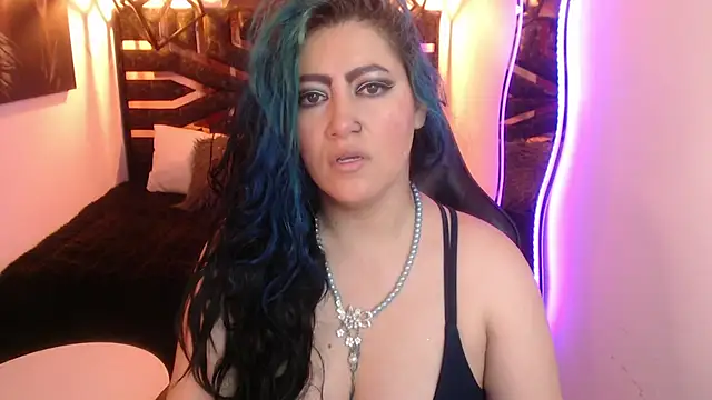 scarleth blue online show from April 16, 3:07 am