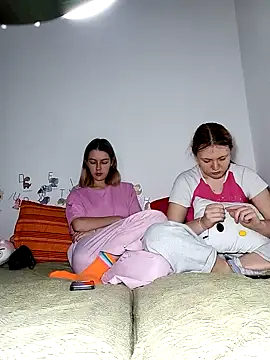 ella grays online show from February 15, 5:12 pm