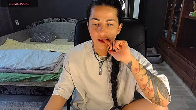 Aria Dl online show from April 14, 1:00 pm