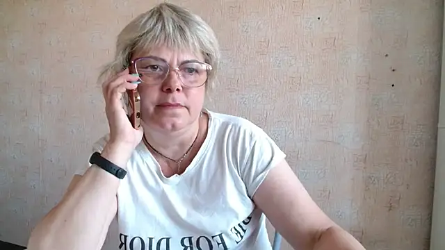 sweetsunset11 online show from September 22, 4:11 am