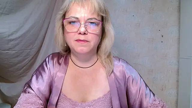 sweetsunset11 online show from January 10, 3:33 am