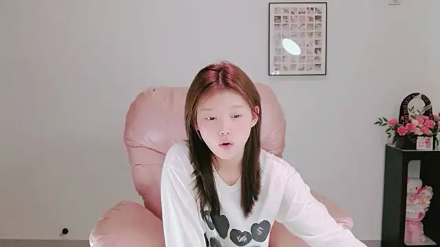 yang-yang-yang online show from May 11, 2:45 pm
