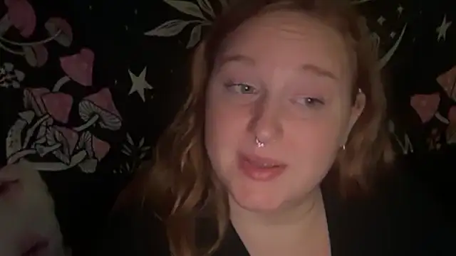 thickgingergoddess online show from October 13, 2:58 am