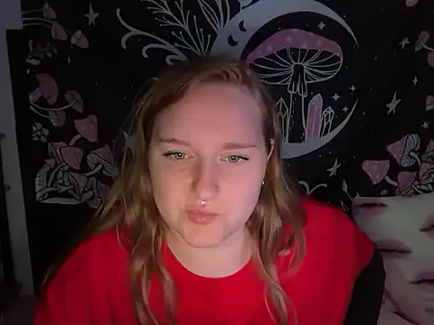 thickgingergoddess online show from October 10, 3:33 am