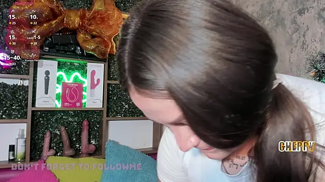 cherry coper online show from December 4, 1:46 pm