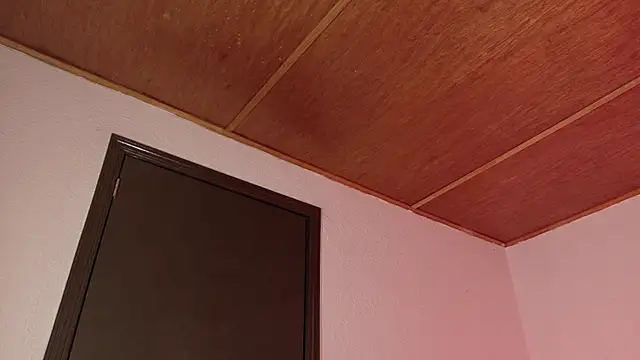 lia  Suummer online show from April 20, 3:20 am