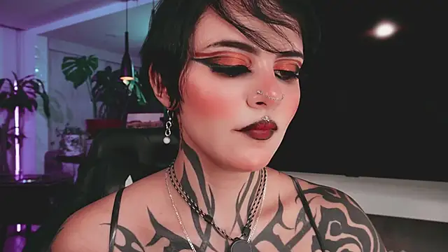 Trinity   s online show from May 26, 2:11 am