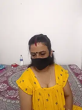 Hoty-cpl online show from April 4, 1:43 pm