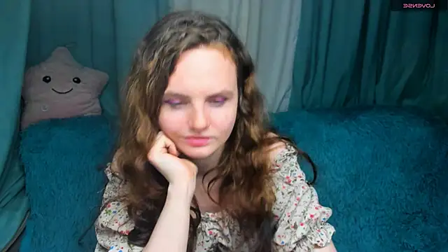 AmA lia  online show from June 12, 2:47 pm