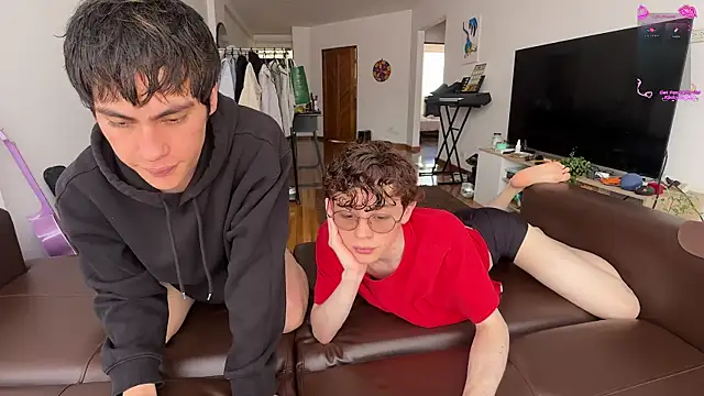 mapleg online show from January 9, 6:12 pm