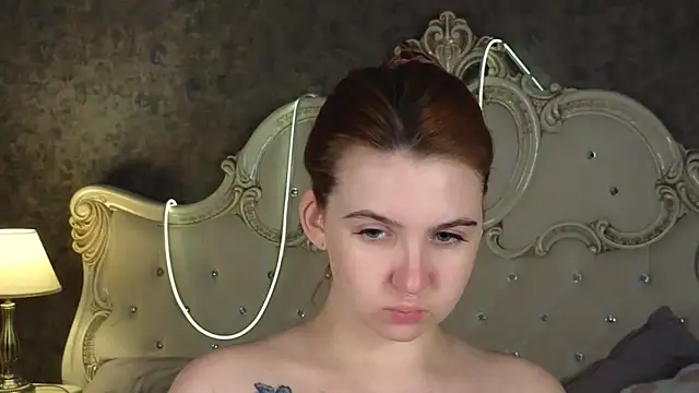 Melanie Stoun online show from October 21, 12:20 pm