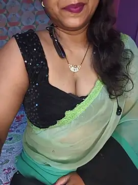 Sexy Mona Bhabhi online show from May 26, 6:29 pm