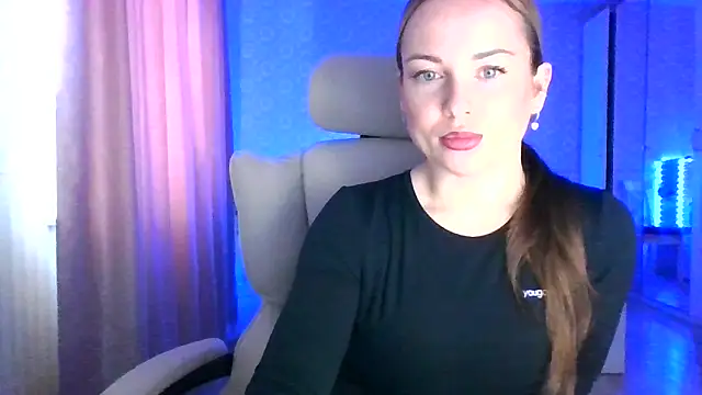 jennifer838 online show from February 10, 1:03 pm