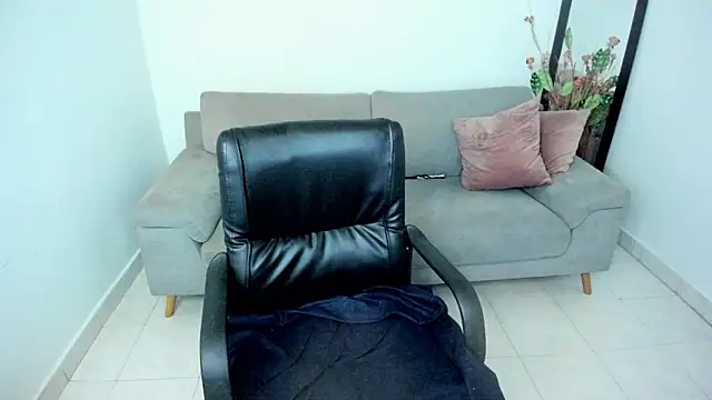 Adele Sweett online show from March 3, 11:27 am