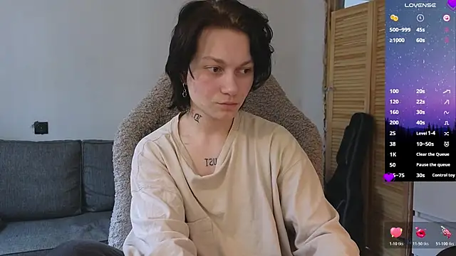 esajukyy online show from April 10, 8:53 am