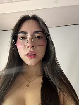 Melody 04 online show from April 4, 4:11 am