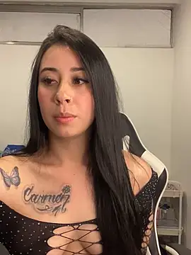 Zoee t online show from February 8, 3:32 am