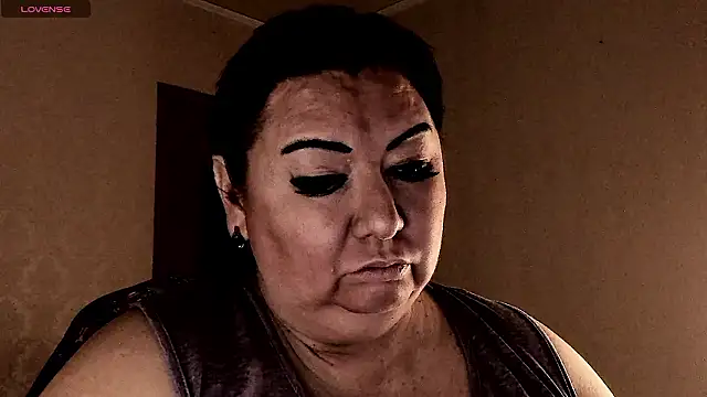 SexxyDreams1 online show from February 1, 4:00 am