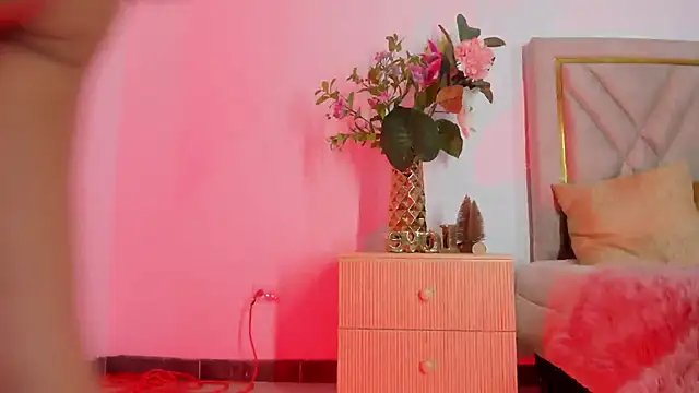 chloe wilson7 online show from November 26, 2:01 am