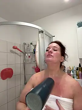 Engel mia online show from March 24, 11:04 am