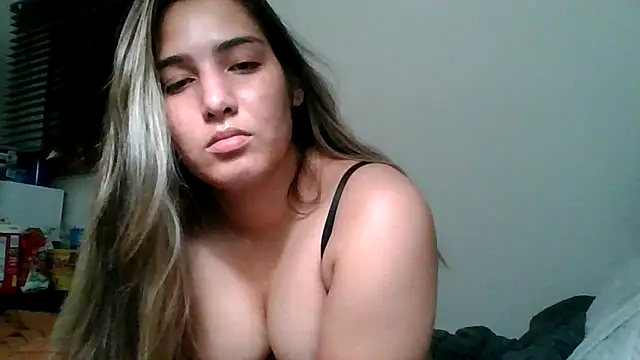 naughtynadia0502 online show from April 8, 4:47 am