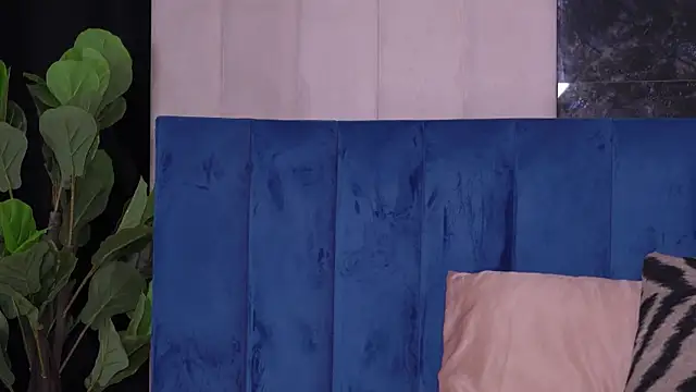 Jenna Day online show from June 18, 7:54 am