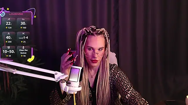 Cassie Bae online show from November 28, 5:54 am