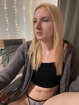 AnnyBelleX online show from October 31, 12:20 pm