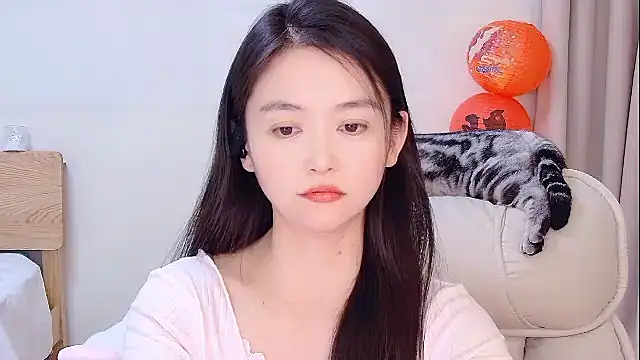 CN-Babycat online show from February 10, 1:58 pm