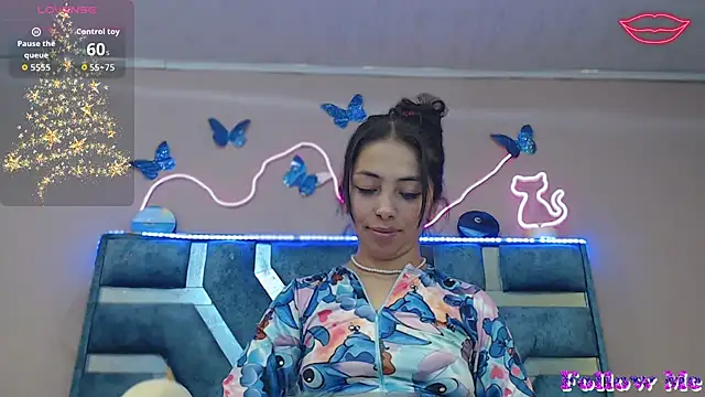 Roxan Fox- online show from December 15, 5:01 am