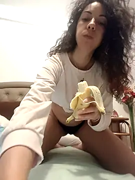 naughty69curls online show from April 14, 7:25 pm