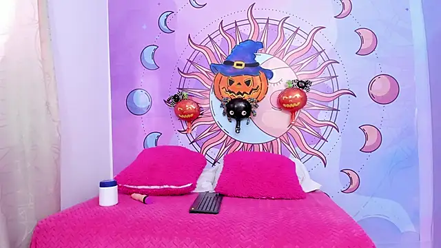 Mariana 16  online show from October 27, 7:19 pm