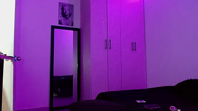 miia-liiam online show from March 18, 6:07 am