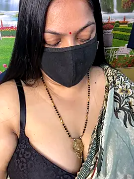 FlatVincy4 online show from November 13, 4:50 pm