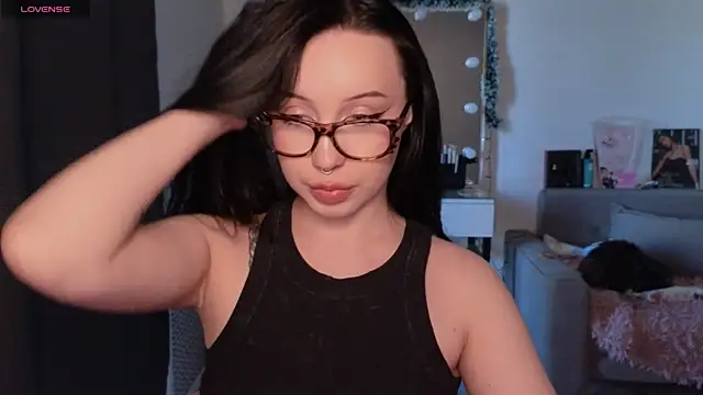 MoranaMissGod online show from April 14, 2:28 pm