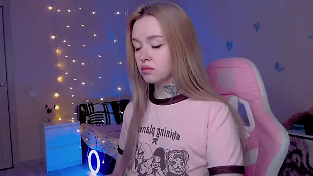 Naughty Mable online show from March 26, 2:25 am