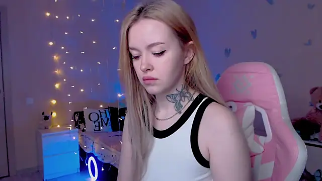 Naughty Mable online show from March 28, 1:05 am